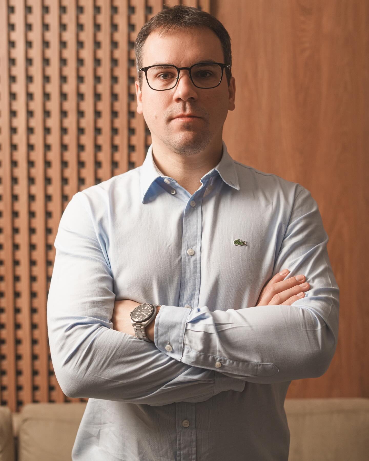 Dr. Guilherme Perez Carreira, ortopedista especialista em cirurgia do ombro e cotovelo